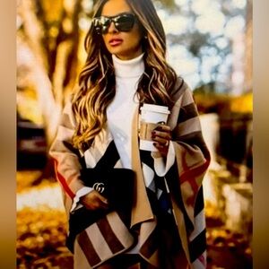 Burberry, Merino wool blend reversible cape, worn once stunning & versatile